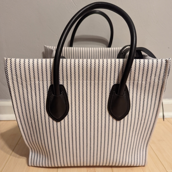 NWT Celine Phantom large black stripe on white - Picture 6 of 10